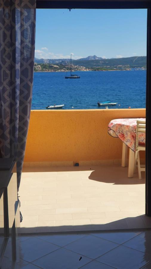 Appartamento Oltremare Vista Mare Ла Мадалена Екстериор снимка